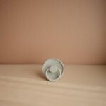 FRIGG Rope - Round Latex Pacifier - Sage - Size 1 - Image 2